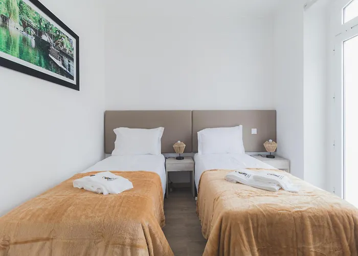 Bed & Breakfast Estacao Al