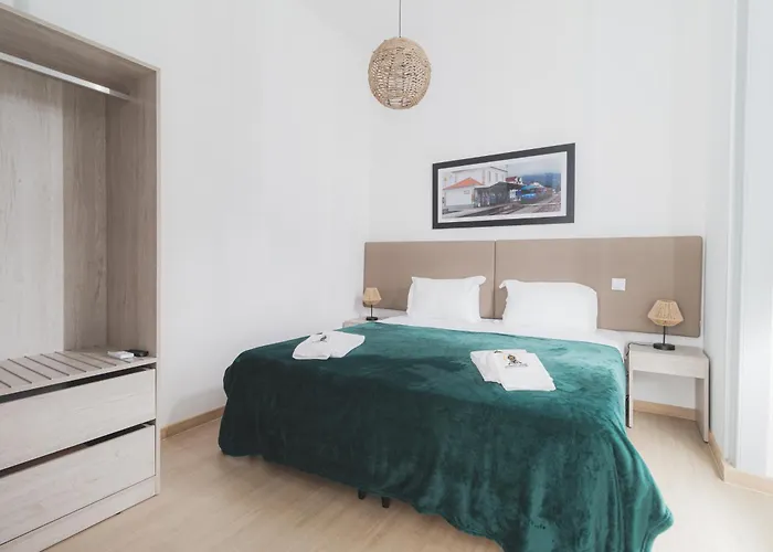 Bed & Breakfast Estacao Al